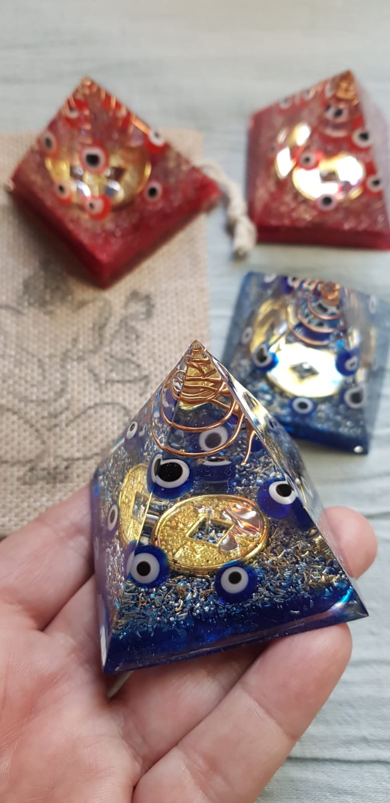 Pirámide Orgonite