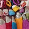 Llaveros Neko flecos colores