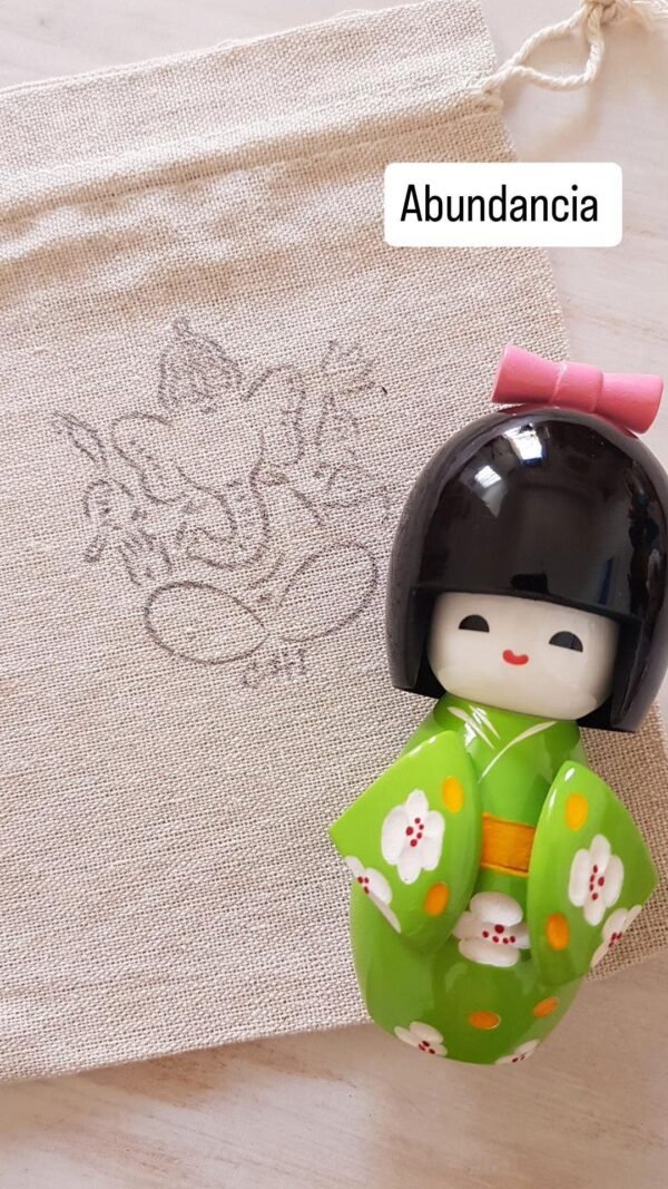 Muñequitas KOKESHI MEDIANAS