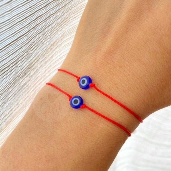 2025/04/1001369547.jpg Pulseras hilo rojo con Ojo turco finita