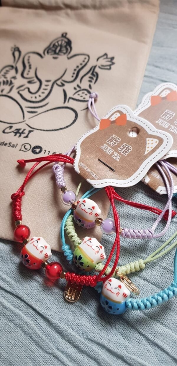 2025/07/1001682330.jpg Pulseras Neko hilo Colores