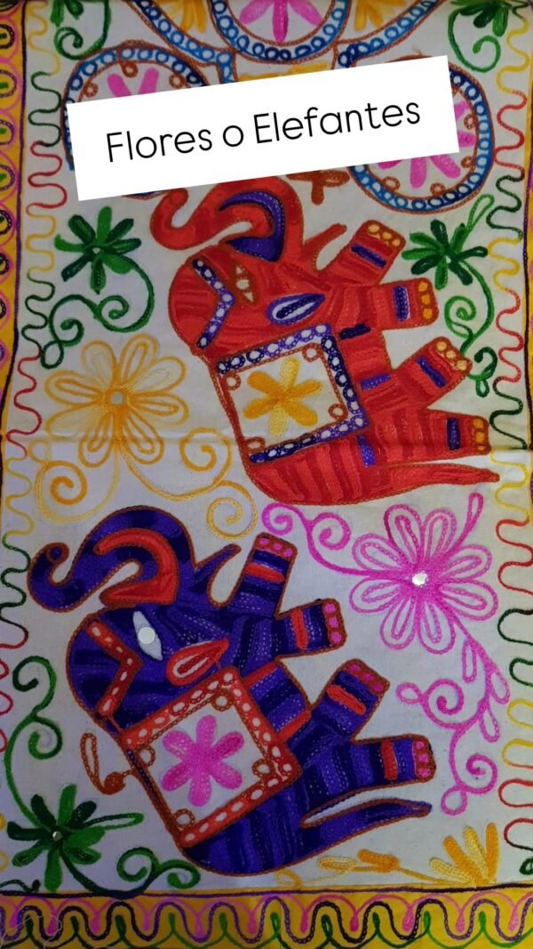 2025/09/1001856026.jpg Caminos bordados India