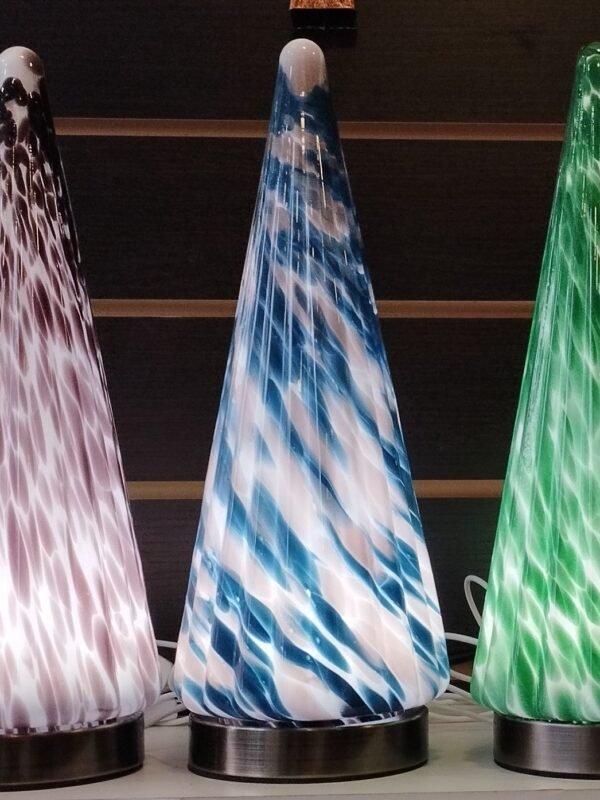 2025/10/1001993759-scaled.jpg Lámpara Cónica USB gde