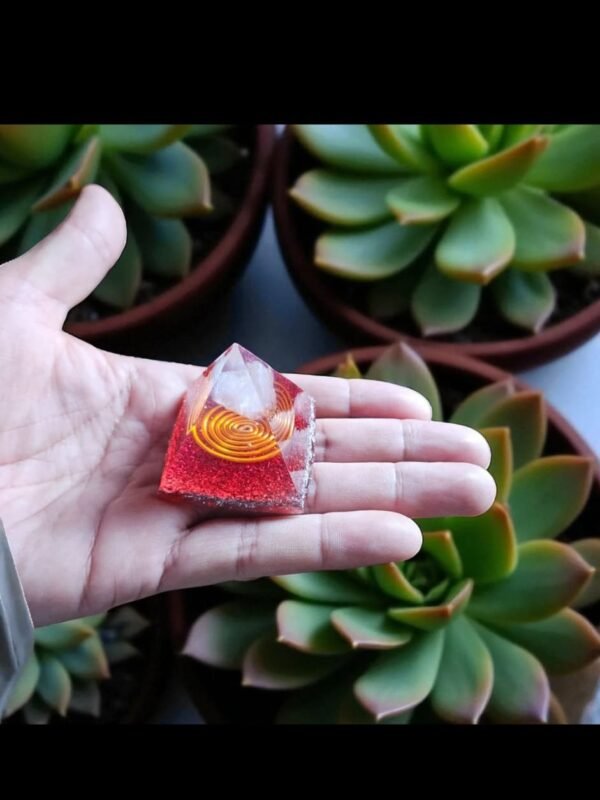 2026/03/1002758678.jpg Orgonite Pirámide Mini