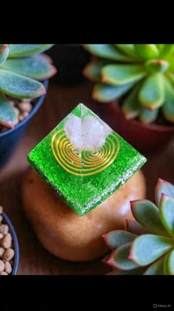 Orgonite Pirámide Mediana